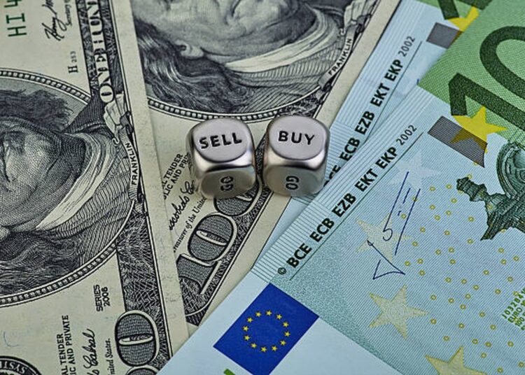 Les défis actuels de l’euro face au dollar : Analyse technique et perspectives de marché