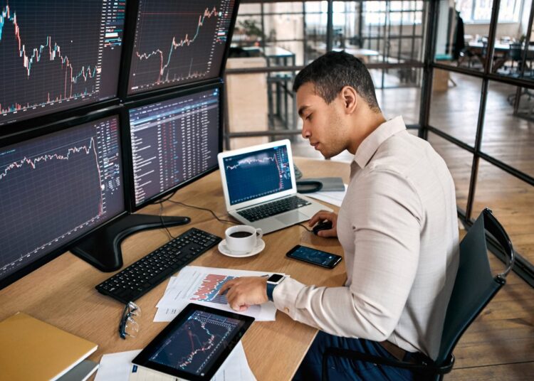 XRP : Une dynamique prometteuse face à Bitcoin et Ethereum