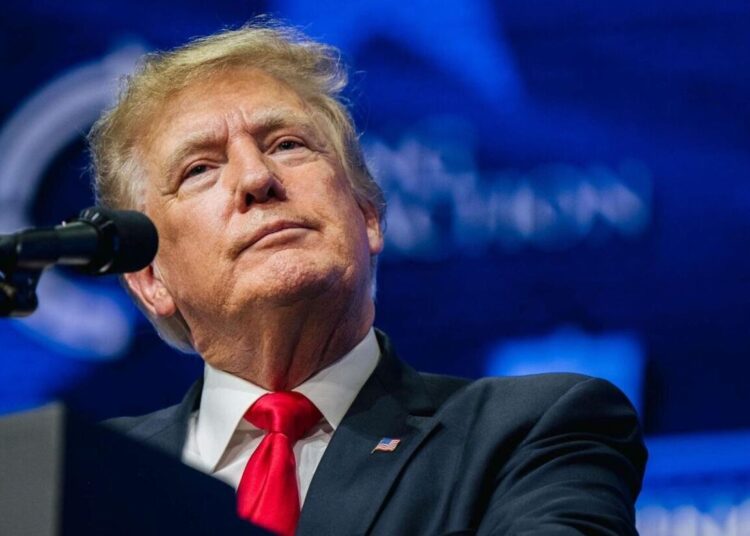 Trump ambitionne de faire des États-Unis le leader mondial des cryptomonnaies : Quelles conséquences pour le secteur ?